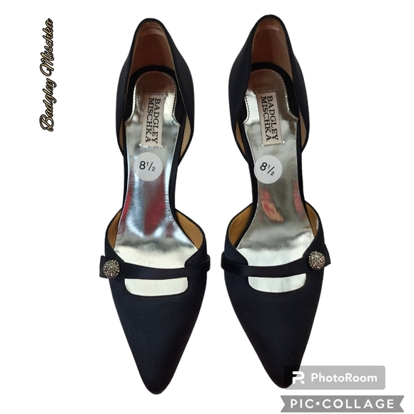 Badgley Mischka Shoes - Bagley Mischka Bryon heels dress black fabric crystal decor leather sz 8.5 🎉HP